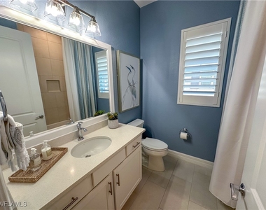 232 Indies Drive E - Photo Thumbnail 29