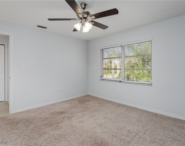 180 Cypress Way E - Photo Thumbnail 11