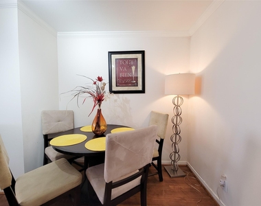 3525 Sage Road - Photo Thumbnail 4