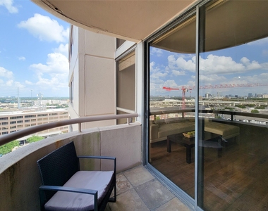 3525 Sage Road - Photo Thumbnail 2