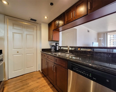 3525 Sage Road - Photo Thumbnail 8