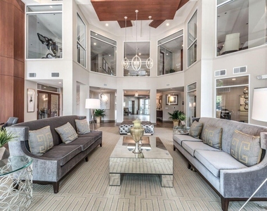 5800 Woodway Drive - Photo Thumbnail 12