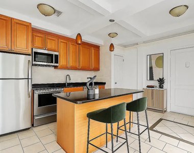 200 West 96th Street - Photo Thumbnail 1