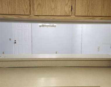 1515 Forrest Nelson Boulevard - Photo Thumbnail 9