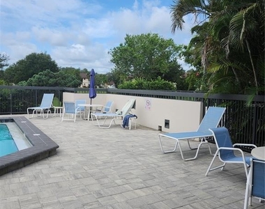 1515 Forrest Nelson Boulevard - Photo Thumbnail 26