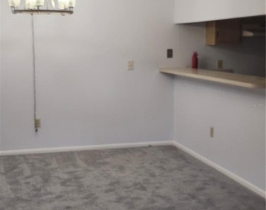 1515 Forrest Nelson Boulevard - Photo Thumbnail 5