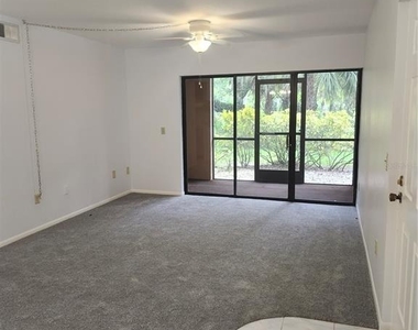 1515 Forrest Nelson Boulevard - Photo Thumbnail 6