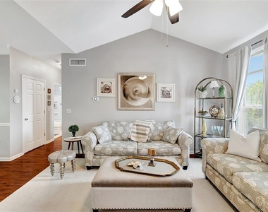 4802 51st Street W - Photo Thumbnail 6