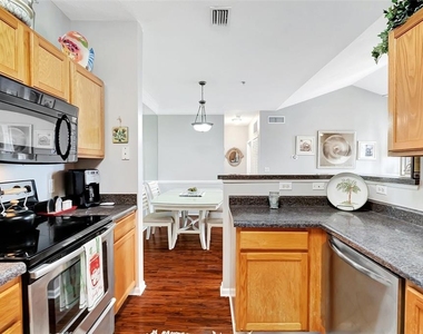 4802 51st Street W - Photo Thumbnail 3