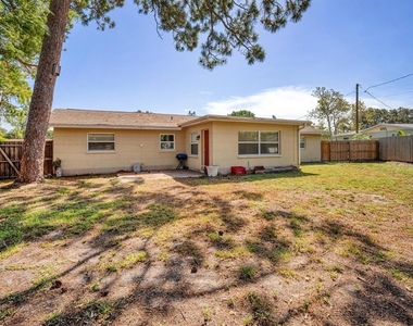 5738 Antilles Drive - Photo Thumbnail 23