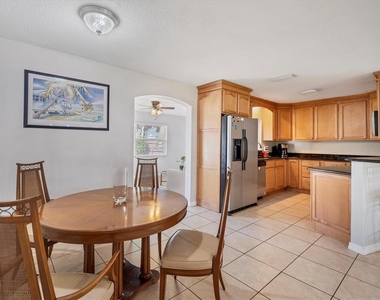 5738 Antilles Drive - Photo Thumbnail 10