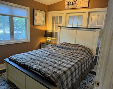 651 Park Avenue - Photo Thumbnail 11