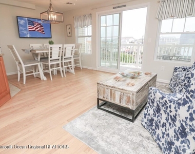 1301 Boulevard - Photo Thumbnail 4