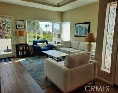 106 Tennis Villas Drive - Photo Thumbnail 6