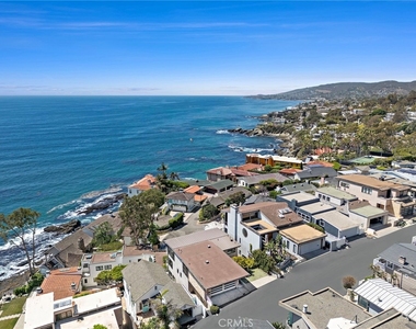 2629 Victoria Drive - Photo Thumbnail 34