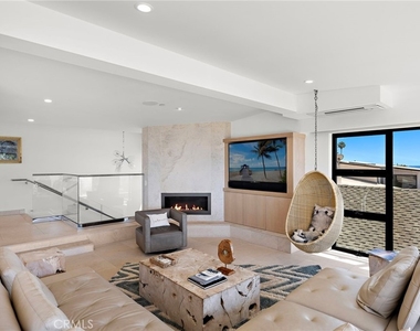 2629 Victoria Drive - Photo Thumbnail 13