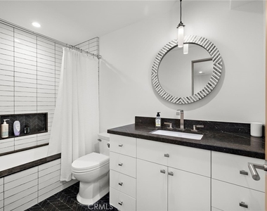 2629 Victoria Drive - Photo Thumbnail 26