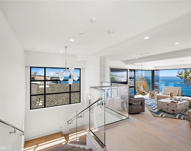 2629 Victoria Drive - Photo Thumbnail 14