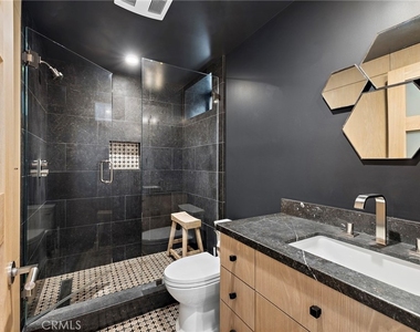 2629 Victoria Drive - Photo Thumbnail 29