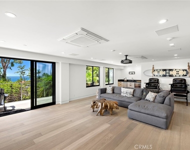 2629 Victoria Drive - Photo Thumbnail 27