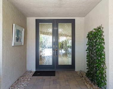 140 Columbia Drive - Photo Thumbnail 12