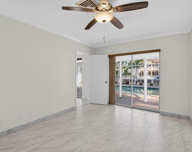 937 Banyan Drive - Photo Thumbnail 12