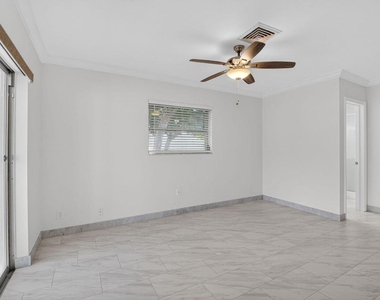 937 Banyan Drive - Photo Thumbnail 11