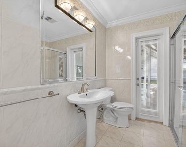 937 Banyan Drive - Photo Thumbnail 15