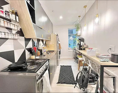 973 Kent Avenue - Photo Thumbnail 5