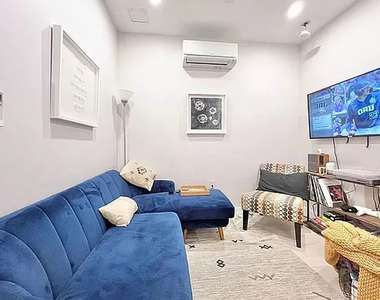 973 Kent Avenue - Photo Thumbnail 6