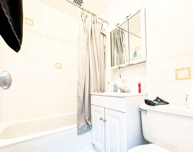 690 Greenwich Street - Photo Thumbnail 9