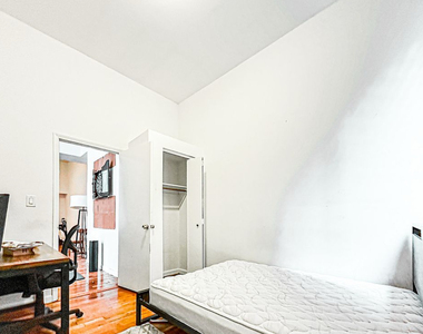 690 Greenwich Street - Photo Thumbnail 6