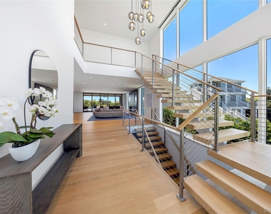 345 Dune Road - Photo Thumbnail 2