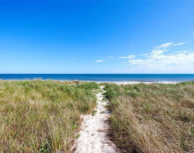 345 Dune Road - Photo Thumbnail 31