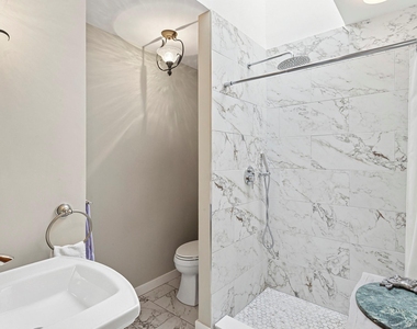 624 Noyack Road - Photo Thumbnail 10