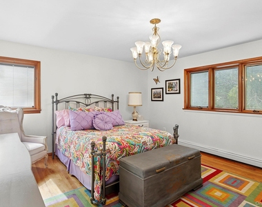 624 Noyack Road - Photo Thumbnail 11