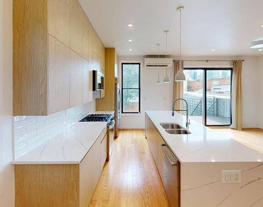 36-04 36th Avenue - Photo Thumbnail 8