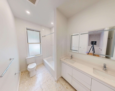 36-04 36th Avenue - Photo Thumbnail 14