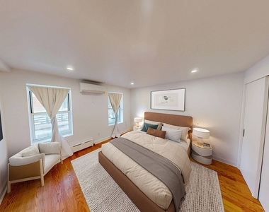 36-04 36th Avenue - Photo Thumbnail 10
