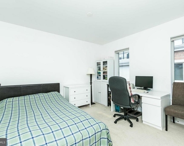 639 Ponte Villas South - Photo Thumbnail 23