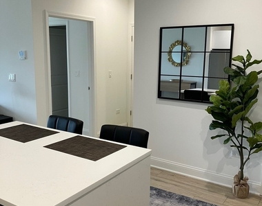 200 Anthony Avenue - Photo Thumbnail 9
