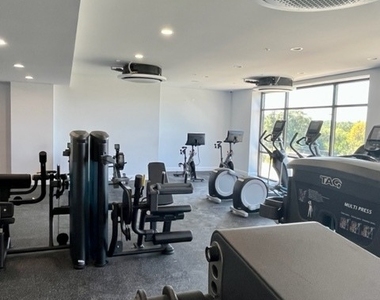 200 Anthony Avenue - Photo Thumbnail 3