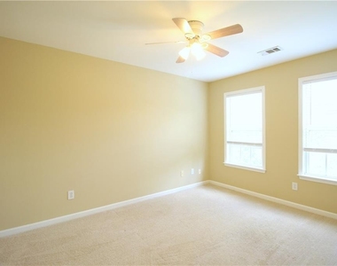 3915 Howell Park Road - Photo Thumbnail 23