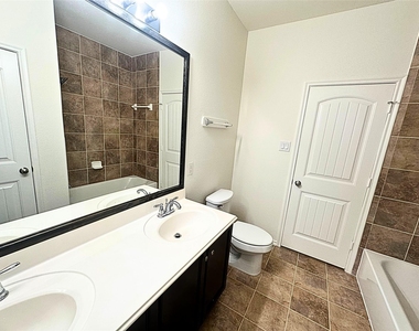 8218 Nagy Hill Street - Photo Thumbnail 21