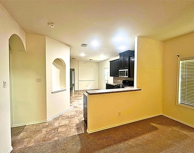 8218 Nagy Hill Street - Photo Thumbnail 2
