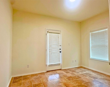 8218 Nagy Hill Street - Photo Thumbnail 8