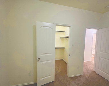 8218 Nagy Hill Street - Photo Thumbnail 19