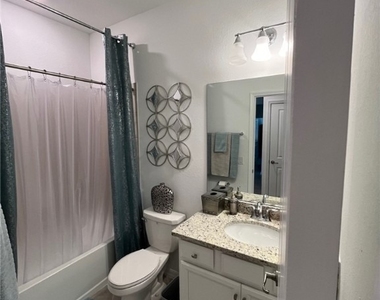 14688 Cantabria Drive - Photo Thumbnail 20
