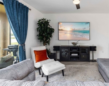 14688 Cantabria Drive - Photo Thumbnail 15