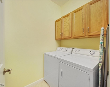 6641 Alden Woods Circle - Photo Thumbnail 14